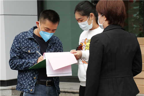 抗擊疫情，守護(hù)乘梯安全，辛格林電梯彰顯本土企業(yè)擔(dān)當(dāng)